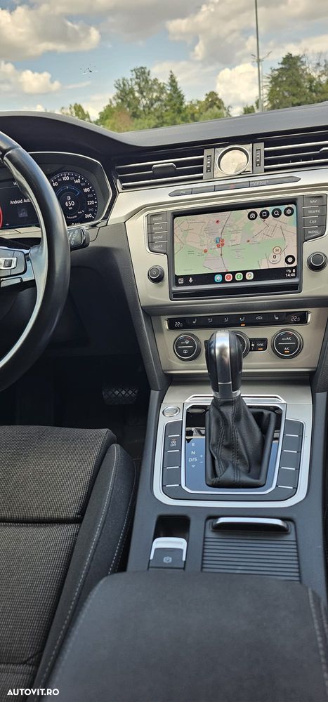 Volkswagen Passat 2.0 TDI DSG Comfortline - 33