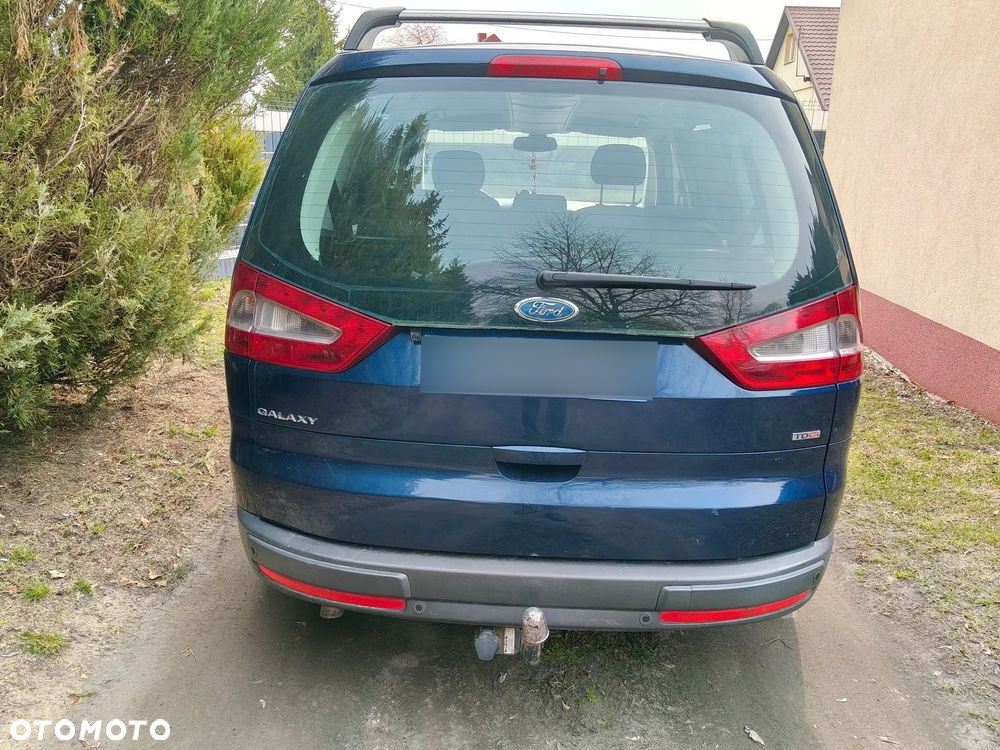 Ford Galaxy 2.0 TDCi Ghia - 4