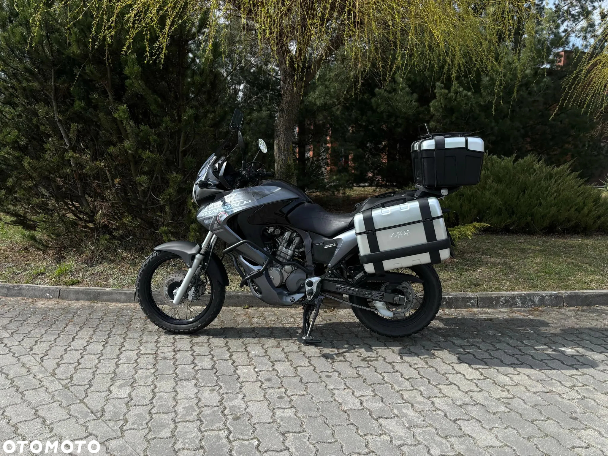 Honda Transalp - 8
