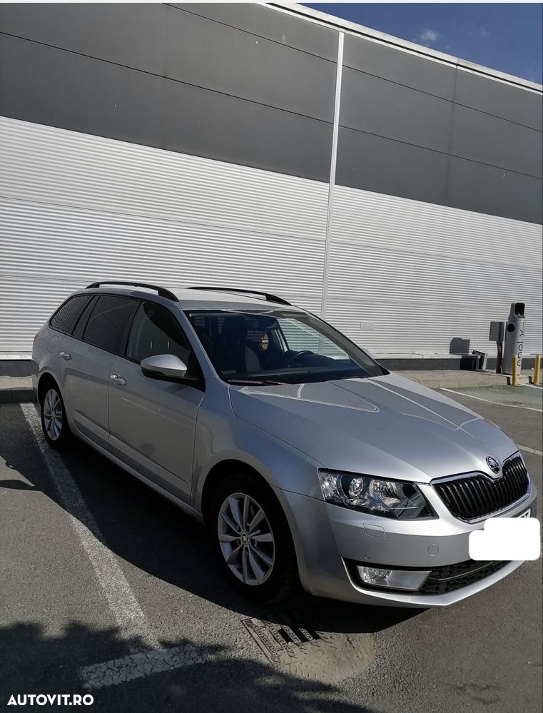 Skoda Octavia 2.0 TDI DSG Ambition - 5