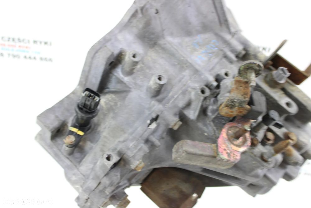 Honda Civic VII 1.4 - 14