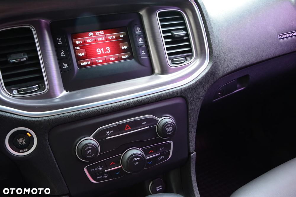 Dodge Charger 3.6 GT - 18