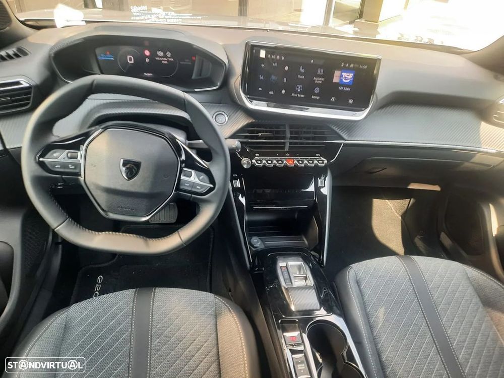 Peugeot e-2008 50 kWh Allure - 6