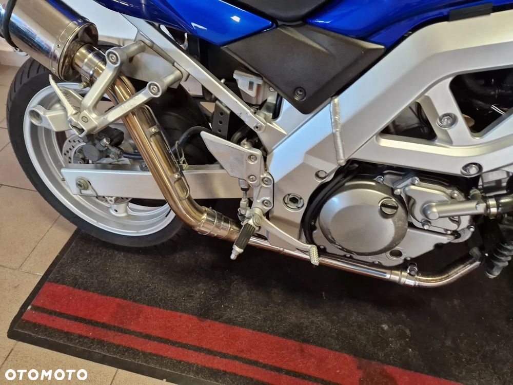 Suzuki SV - 26