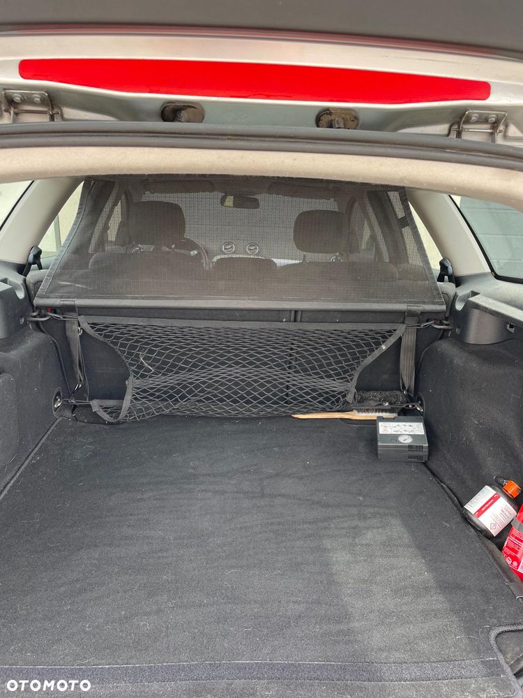 Ford Mondeo 1.8 TDCi Trend - 9