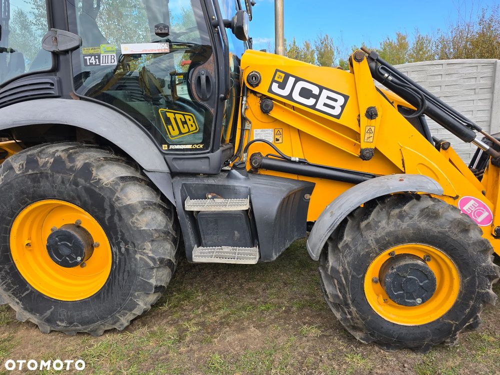 JCB - 11