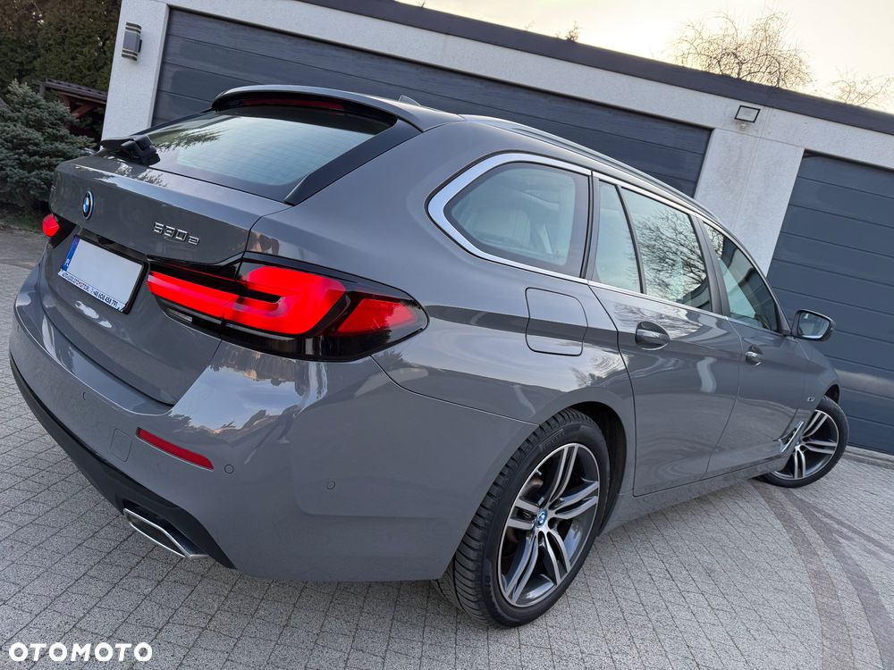 BMW Seria 5 530e M Sport sport - 12