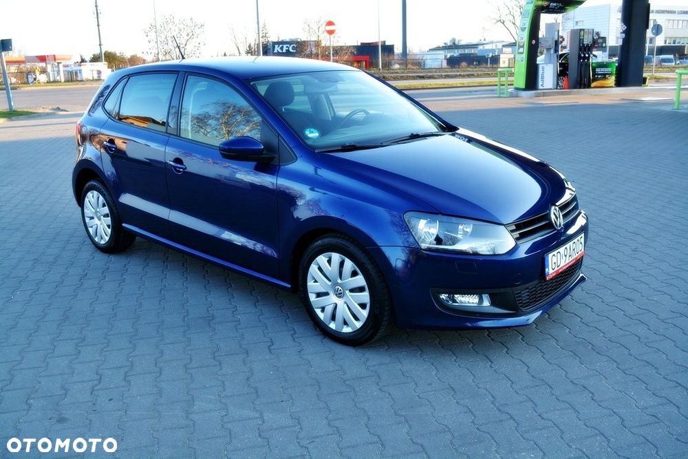 Volkswagen Polo 1.4 MATCH - 2
