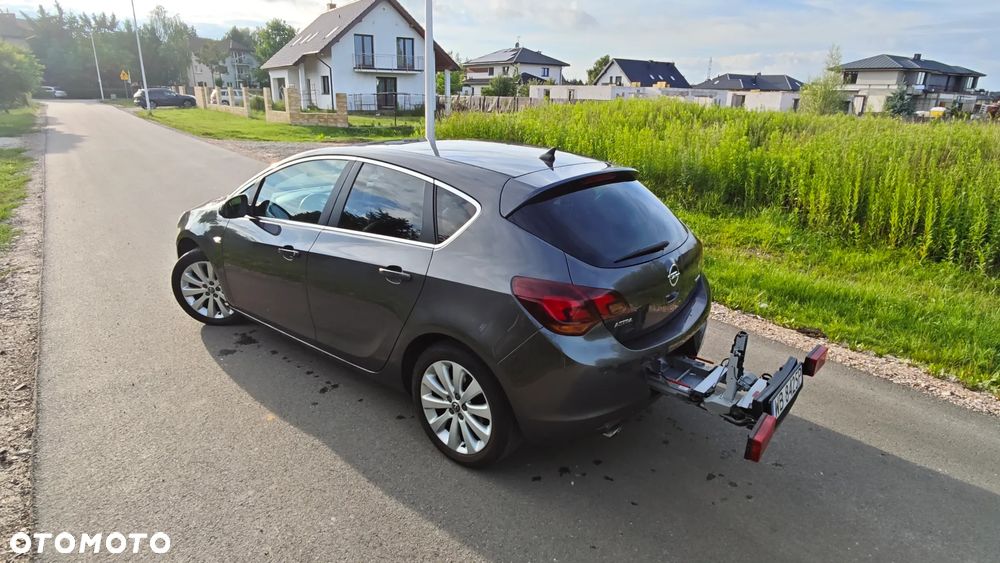 Opel Astra 1.4 T Enjoy - 2