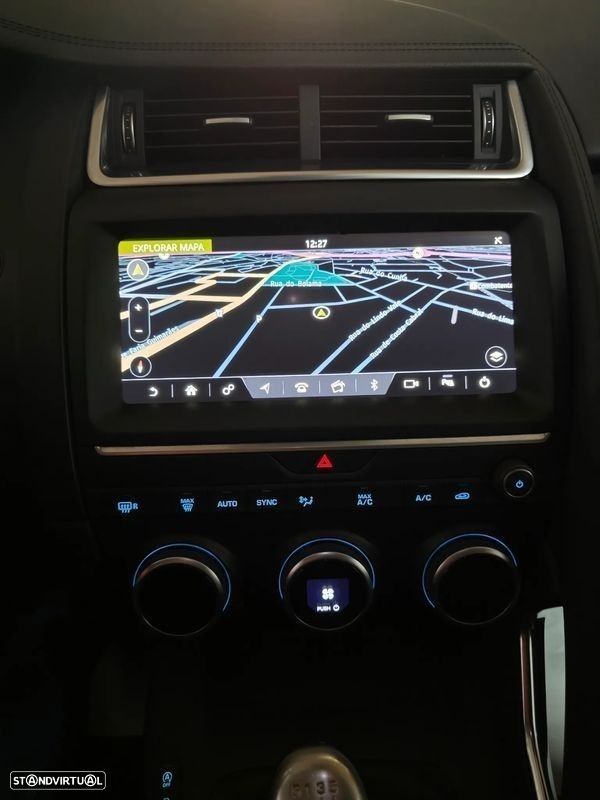 Jaguar E-Pace 2.0 i4D R-Dynamic S - 17