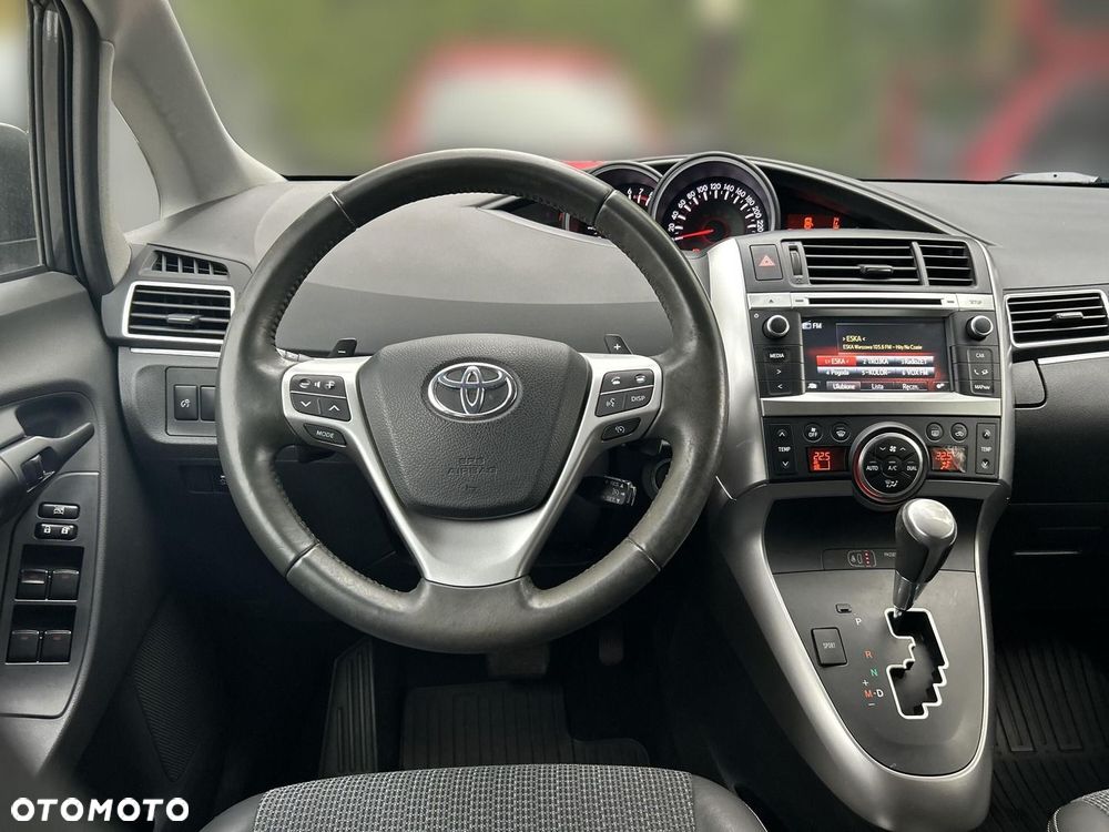 Toyota Verso 1.8 Premium MS - 17