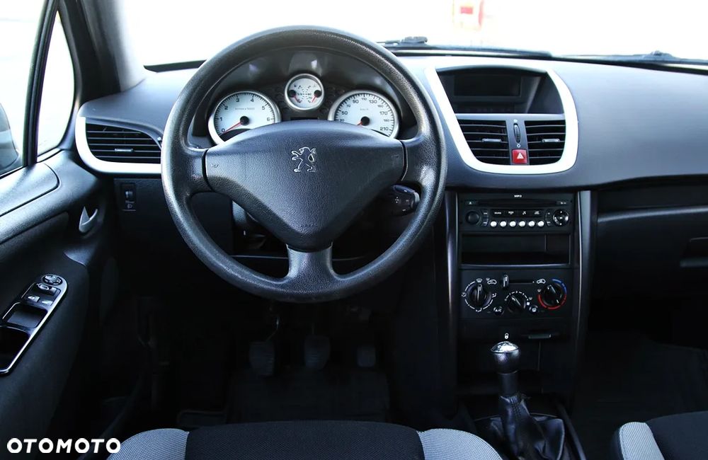 Peugeot 207 1.4 Trendy nICE - 21