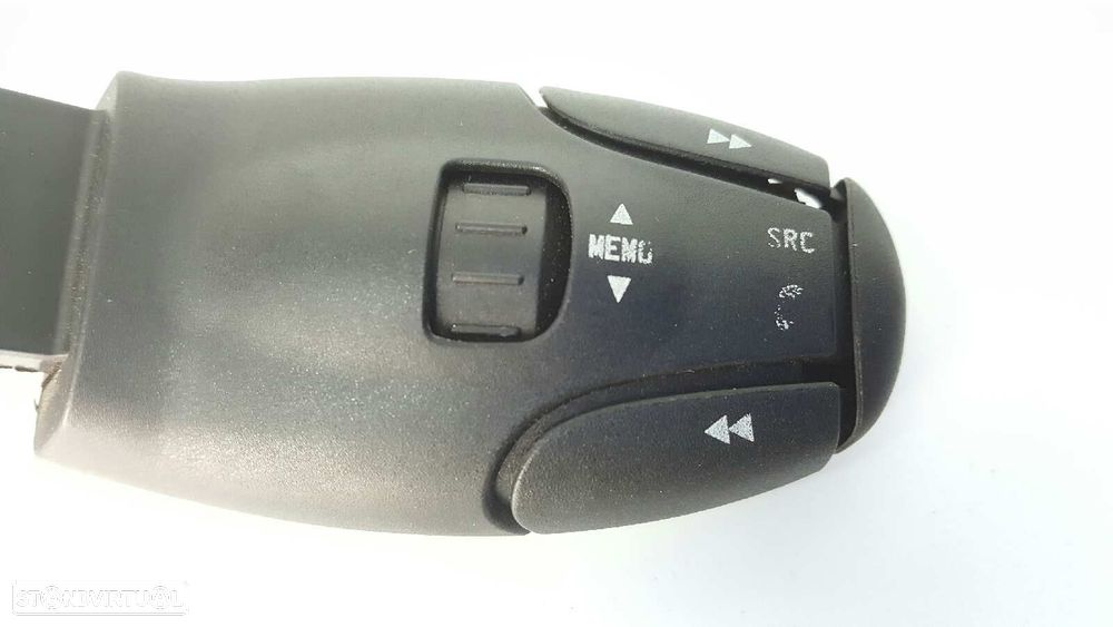 CONTROLE DO SISTEMA DE ÁUDIO / RÁDIO CD PEUGEOT 308 ENVY - 2