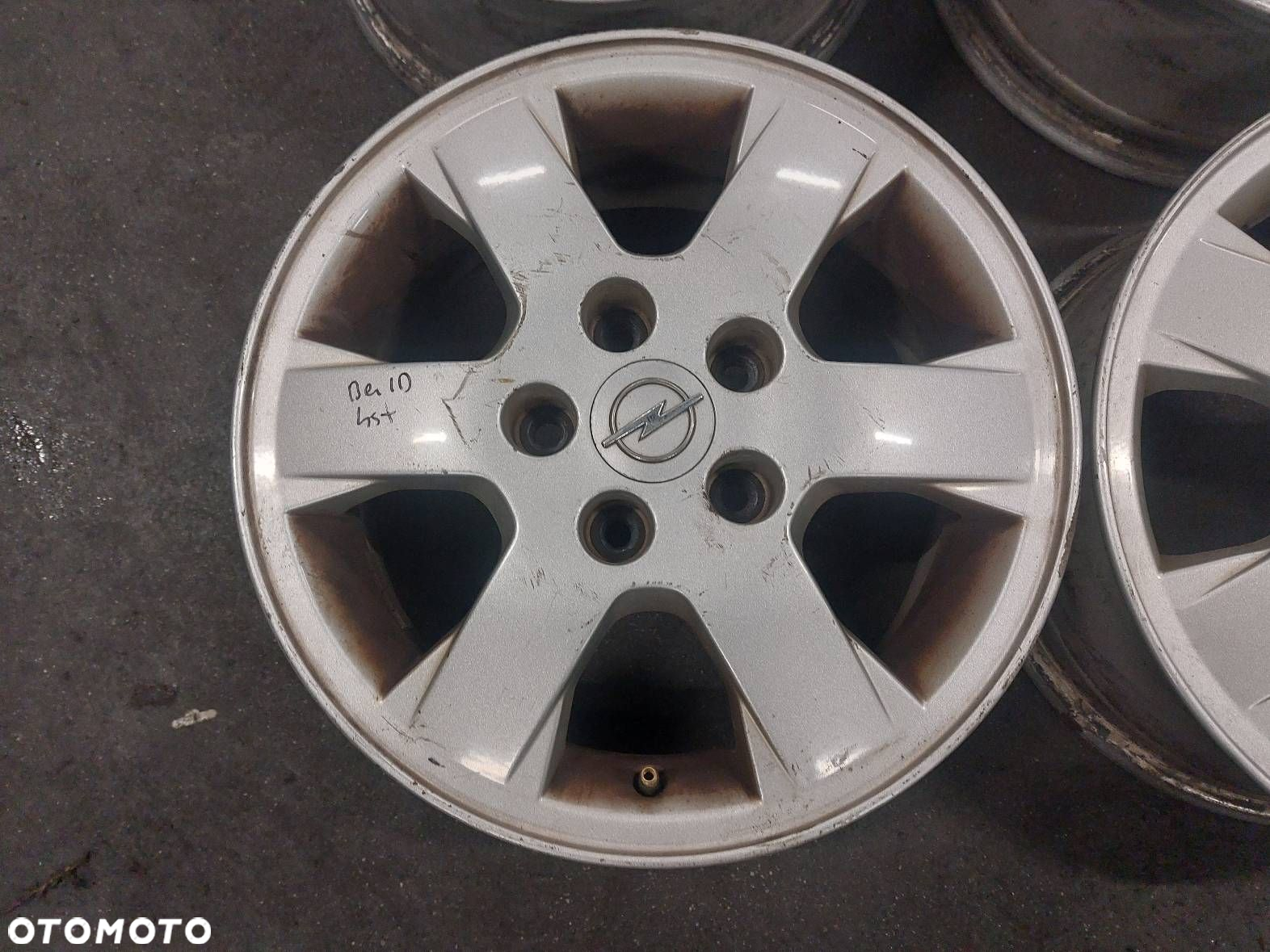 FELGI ALUMINIOWE KOMPLET 4SZT 5X110 6Jx15 ET49 FI65,1 OPEL INTRA 62505 - 4