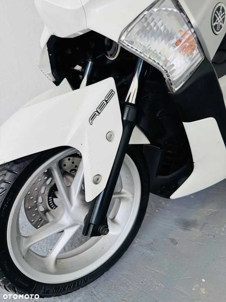 Yamaha NMAX - 30