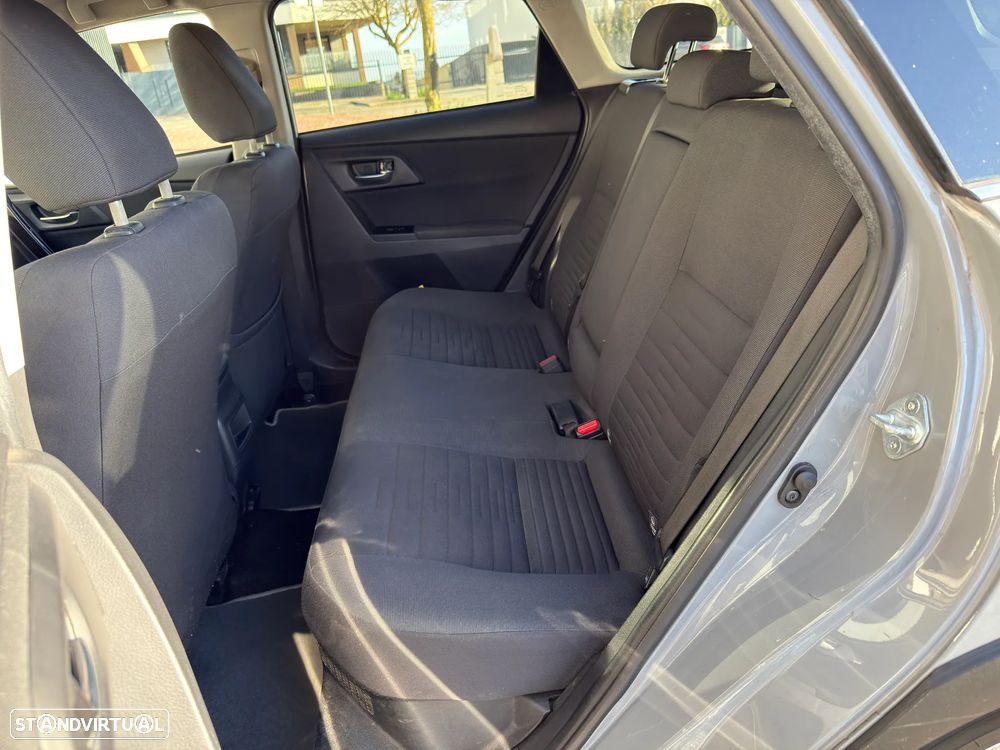 Toyota Auris Touring Sports 1.8 HSD Freestyle - 12