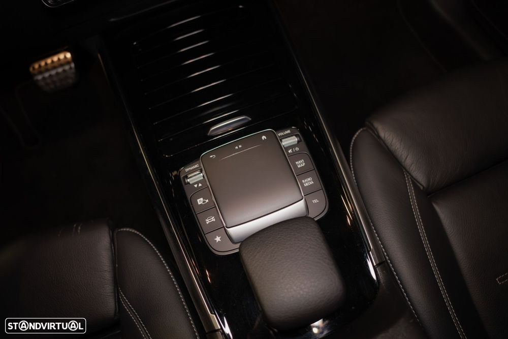 Mercedes-Benz GLA 250 e AMG Line - 30