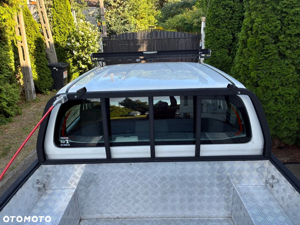 Toyota Hilux 2.4 D-4D Double Cab DLX 4x4 - 13