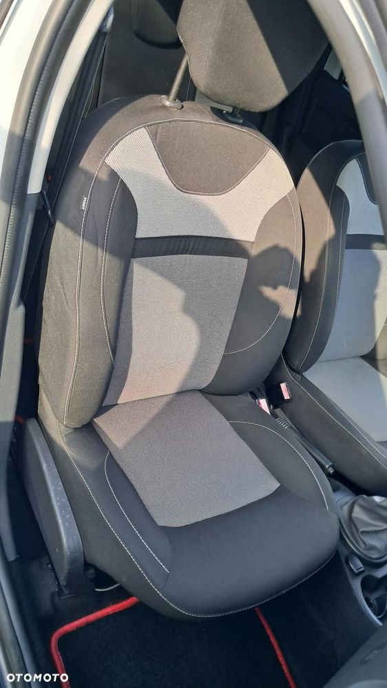 Dacia Duster 1.2 TCe Comfort - 17