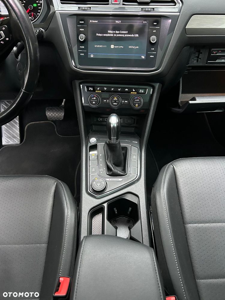 Volkswagen Tiguan 2.0 TSI 4Mot IQ Drive DSG - 16