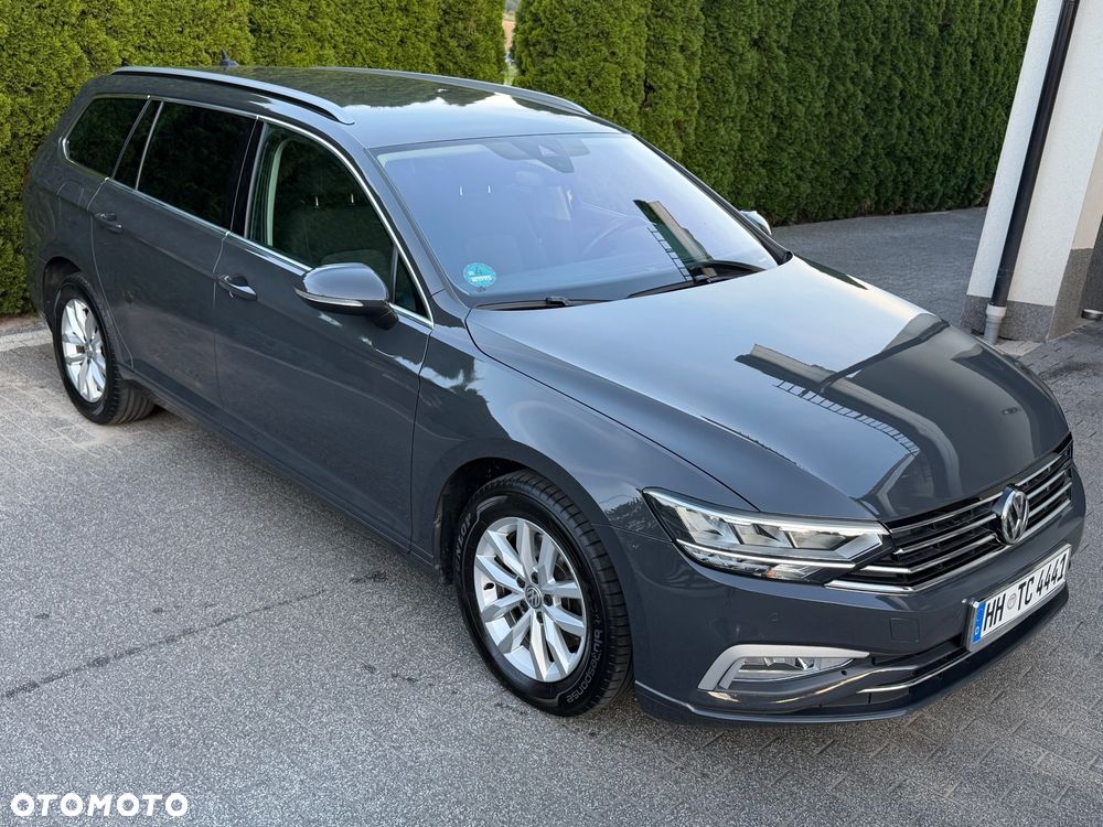 Volkswagen Passat 1.6 TDI SCR DSG Business - 11