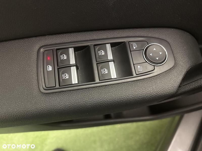 Renault Captur 1.6 E-TECH Full Hybrid 145 Techno - 12