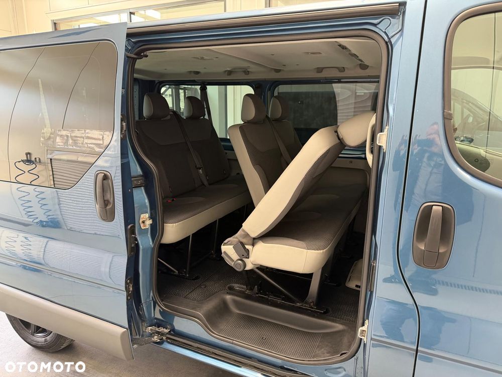 Opel Vivaro L2H1 2.9t Edition - 11