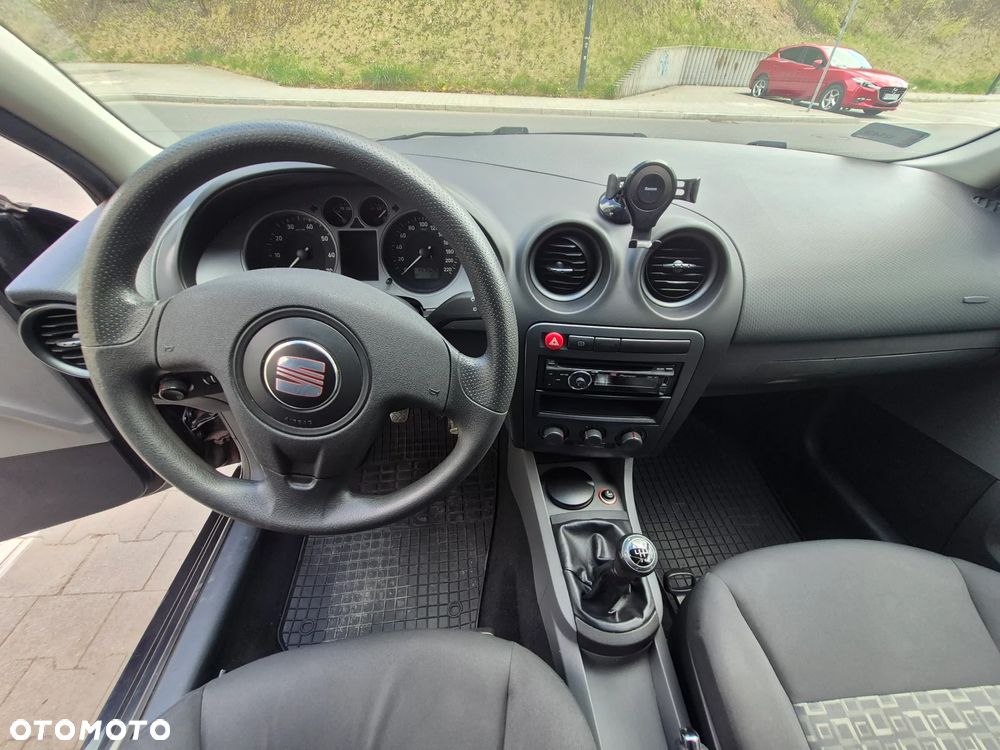 Seat Ibiza SC 1.4 16V Reference - 13
