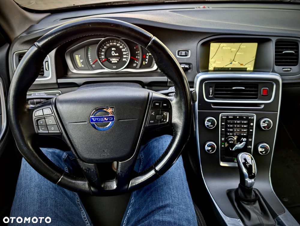 Volvo S60 D3 Drive-E Summum - 14