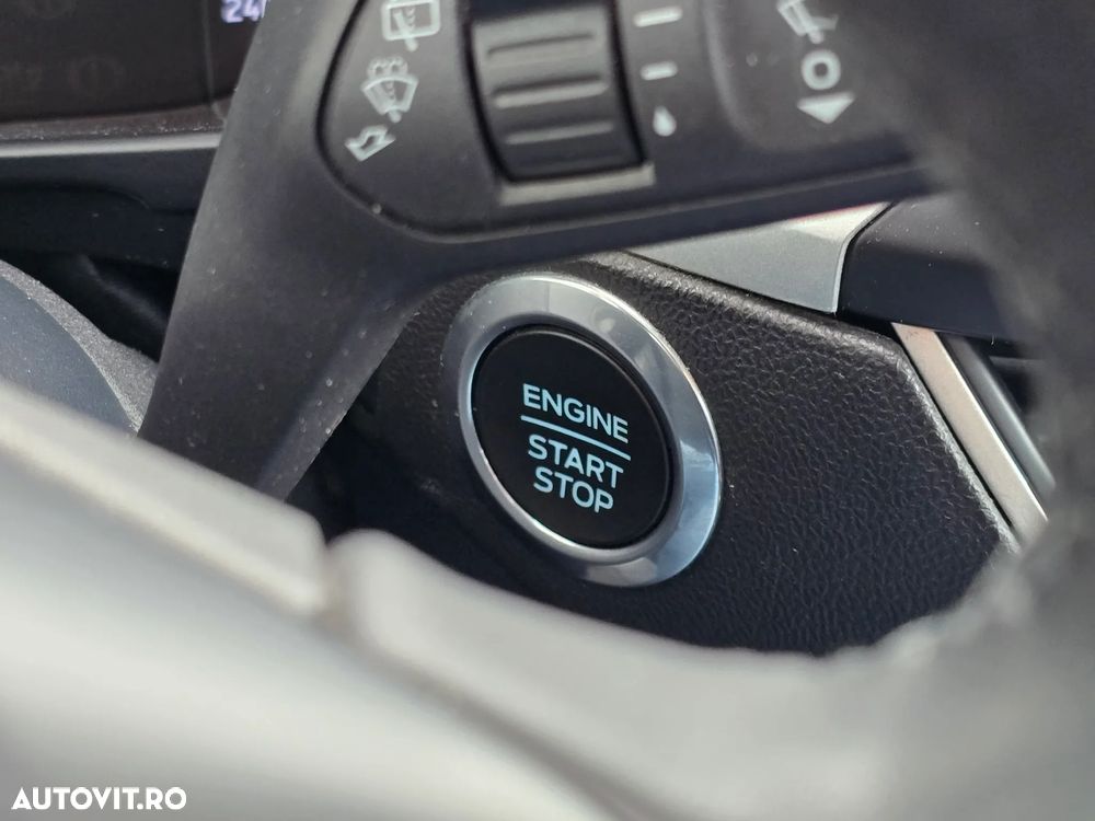 Ford Focus 1.0 EcoBoost Trend Edition - 21