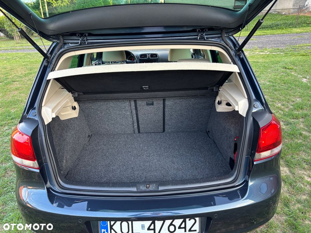 Volkswagen Golf 2.0 TDI Highline - 15