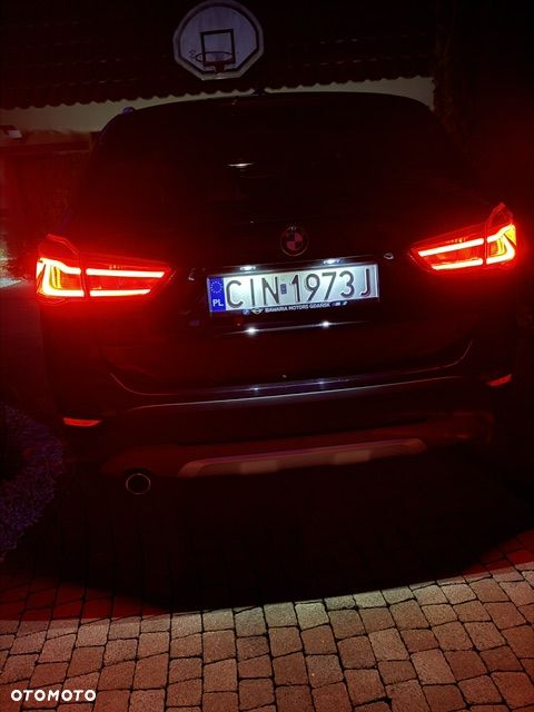 BMW X1 sDrive18d Sport Line - 18