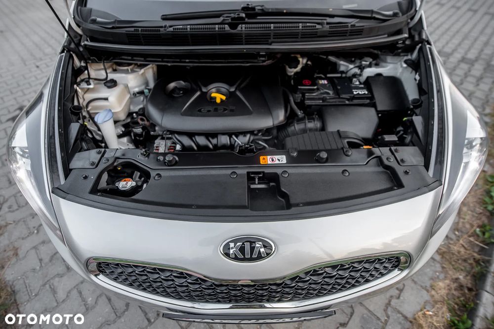 Kia Carens - 19