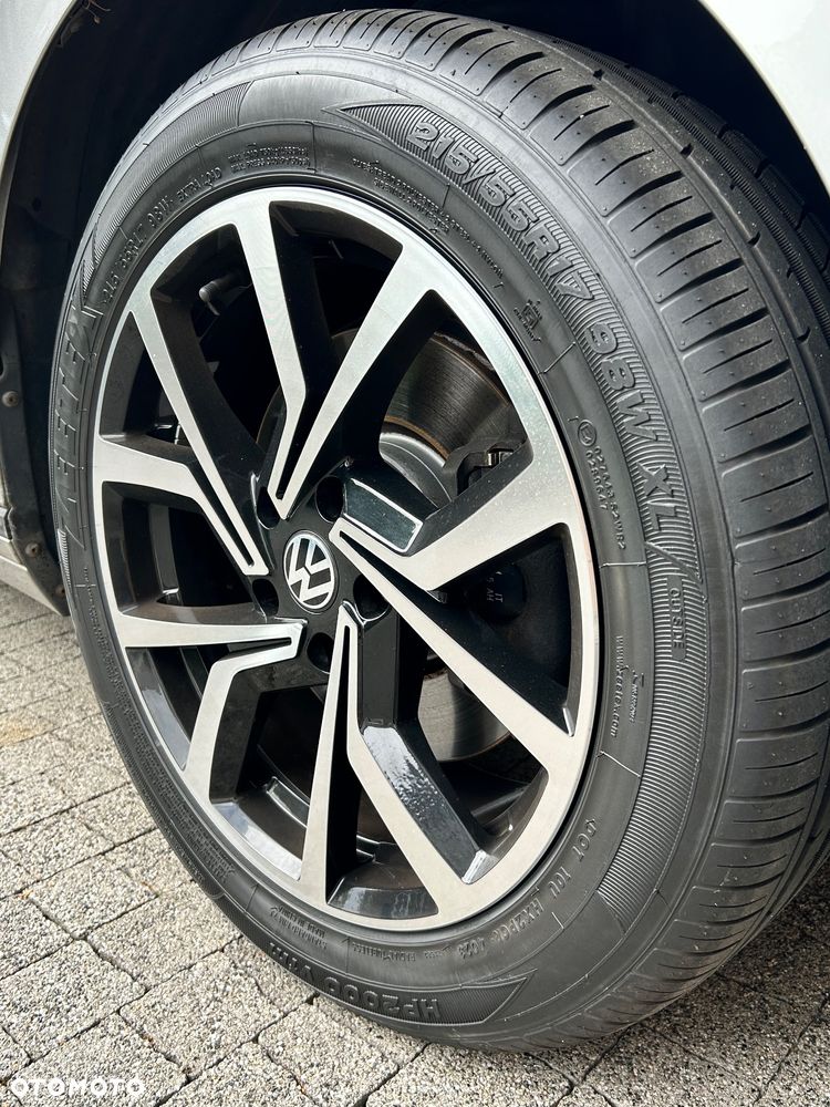 Volkswagen Passat 1.6 TDI BMT Trendline - 18