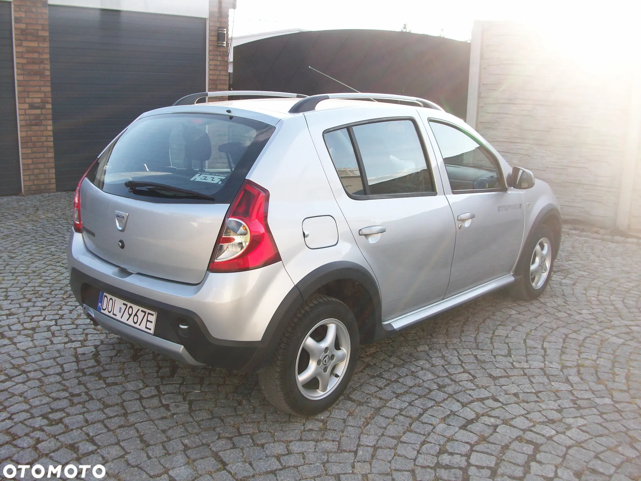 Dacia Sandero 1.6 MPI Stepway - 6