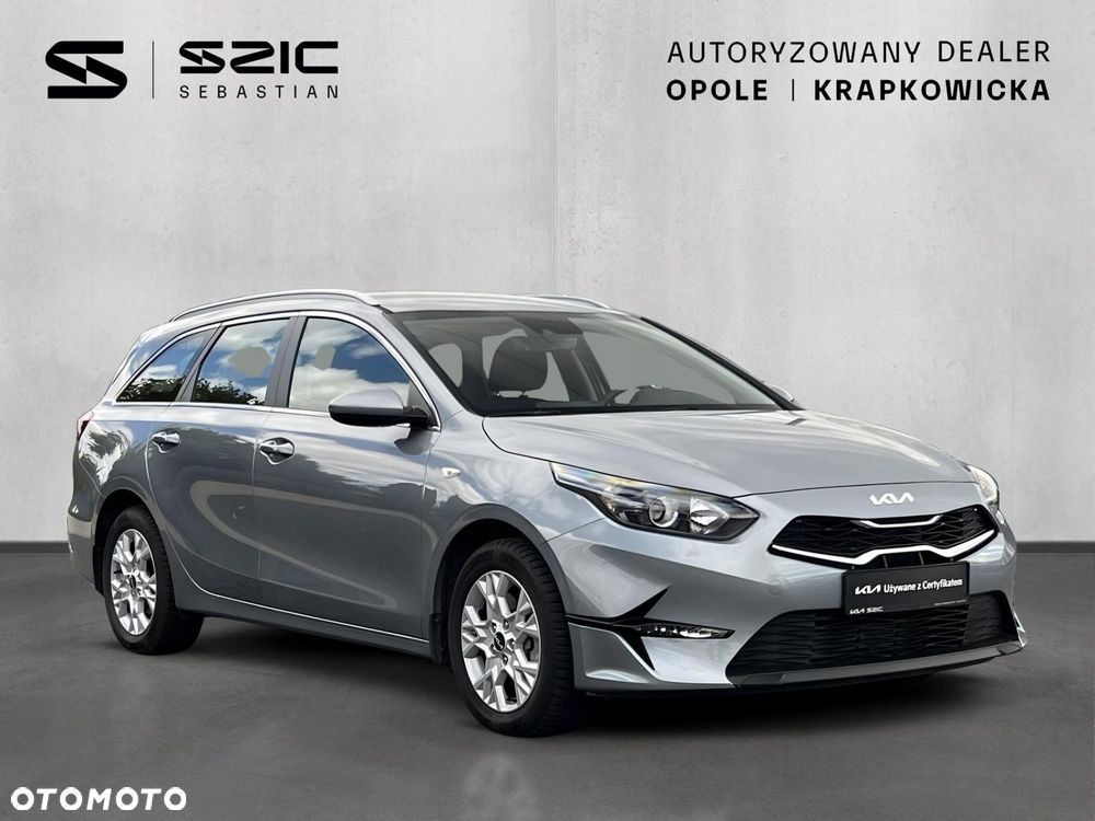 Kia Ceed - 8