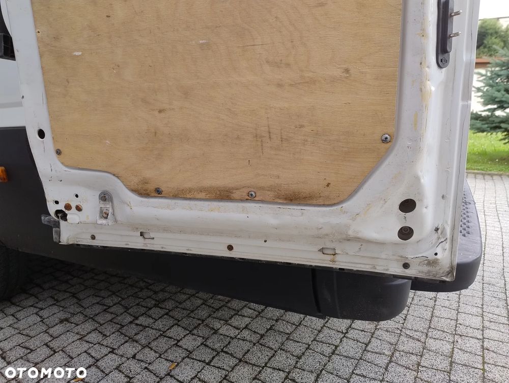Iveco DAILY 35S16 NOWY MODEL 2.3 HPI (160KM) HI-MATIC (L4H2) MAX LONG (EURO,6) KLIMA STAN IDEALNY 100% ORYGINAŁ KM SERWIS NIE MA RDZY - 35