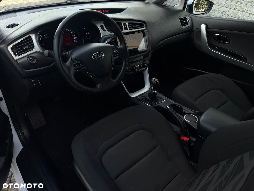 Kia Ceed - 20