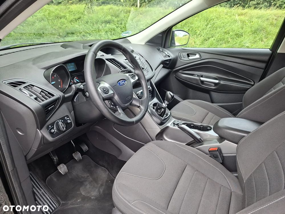 Ford Kuga 2.0 TDCi 2x4 Trend - 19