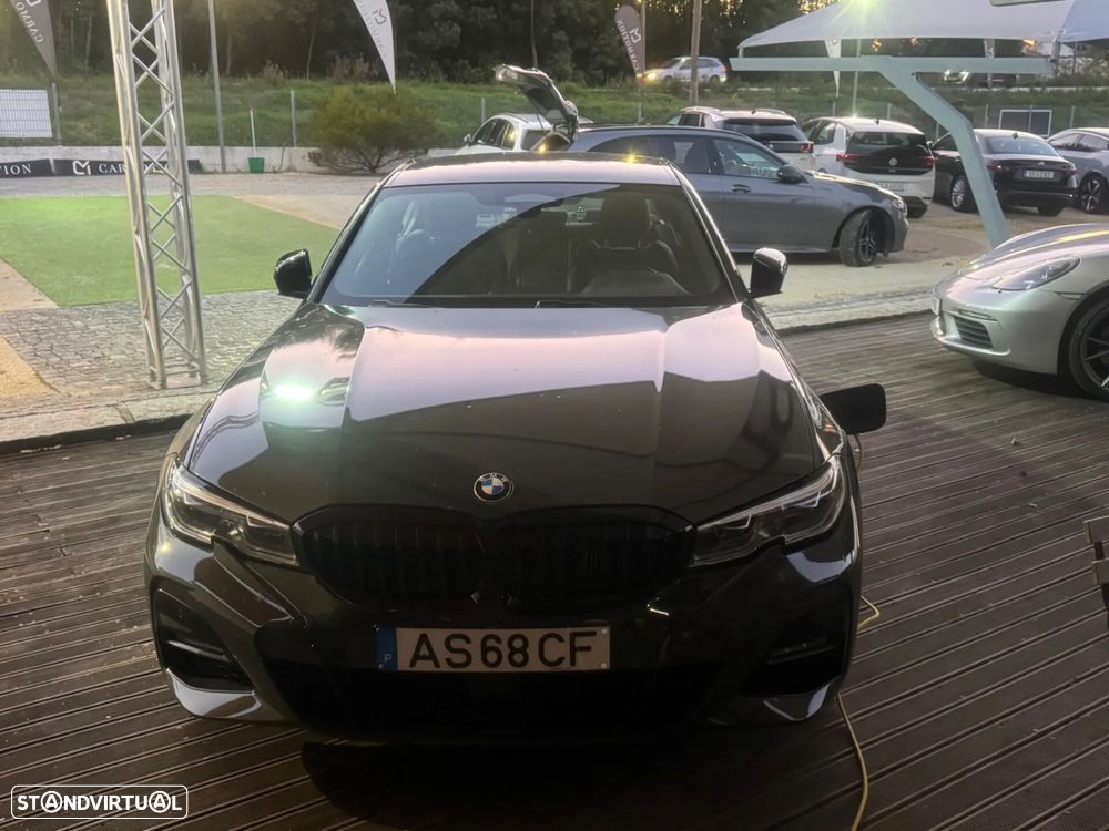 BMW 330 e Pack M Auto - 28