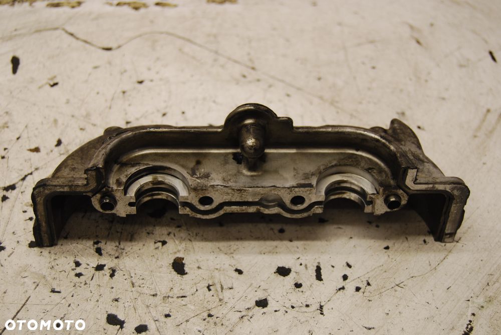 POKRYWA ZAWORÓW LEWA PRAWA SUBARU LEGACY IV LIFT 2.0 DIESEL - 2