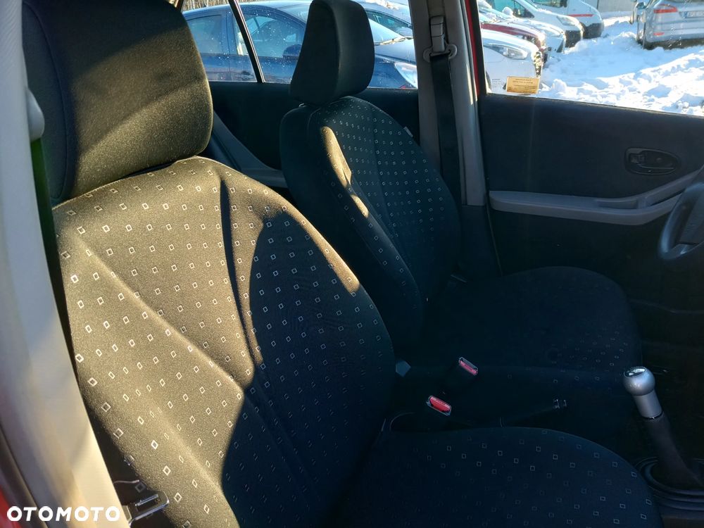 Toyota Yaris 1.3 Luna - 15