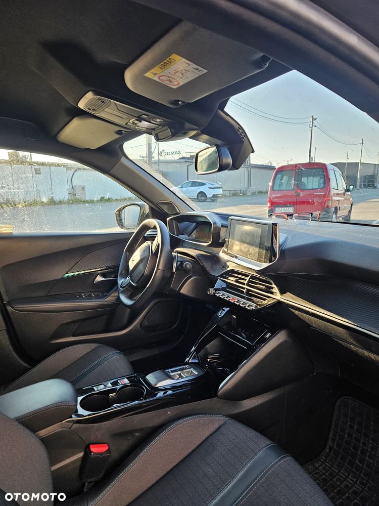 Peugeot 2008 1.2 PureTech Allure Pack S&S EAT8 - 9