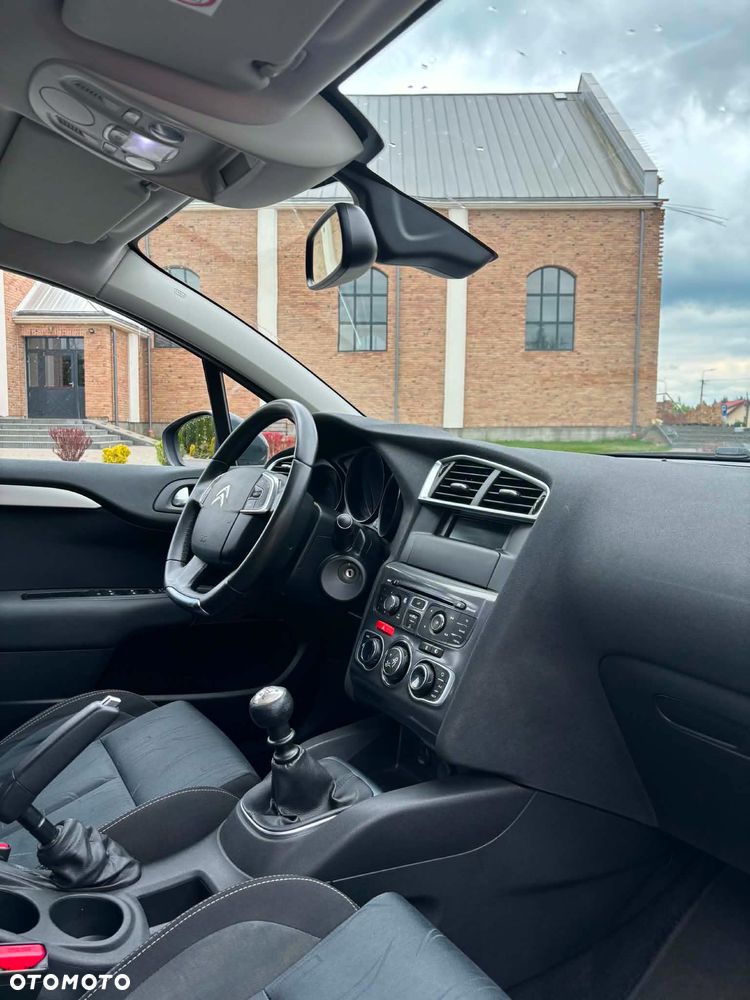 Citroën C4 e-HDi 115 Tendance - 3