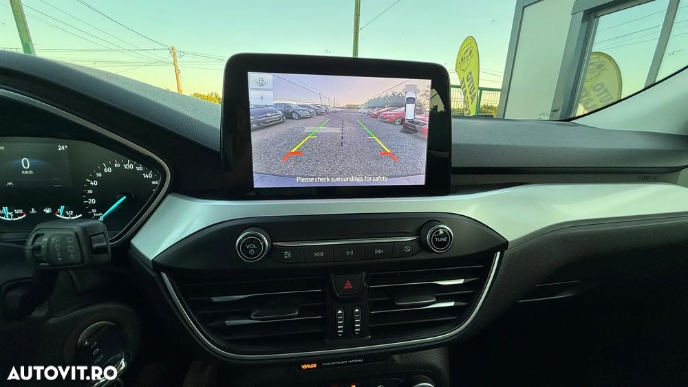 Ford Focus 1.0 EcoBoost Connected - 14