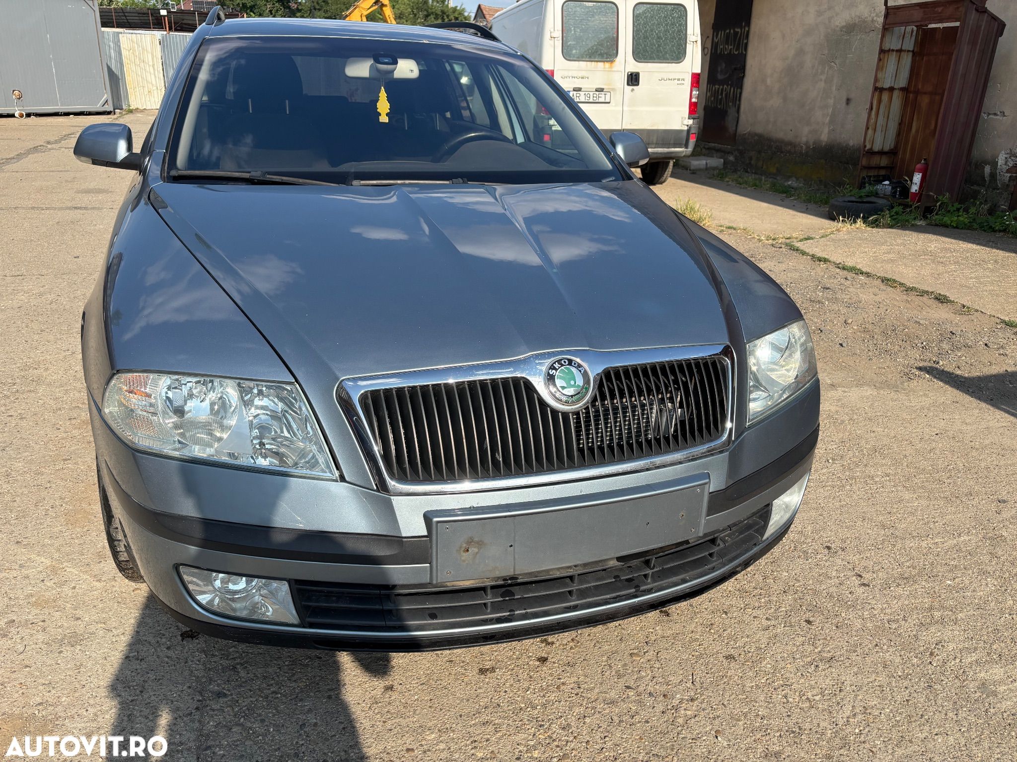 Skoda Octavia 2.0 TDI Ambiente - 1