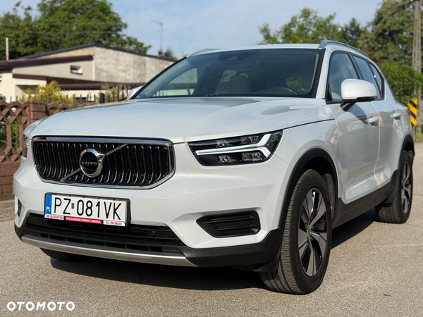 Volvo XC 40 T3 Momentum