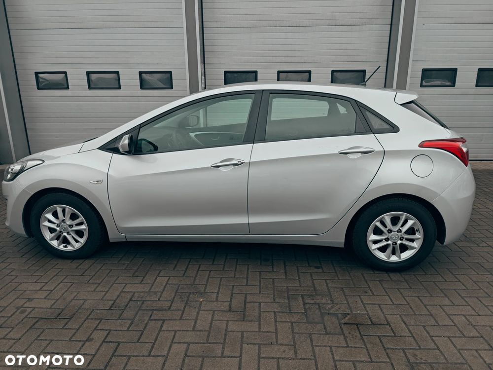 Hyundai i30 1.4 Comfort - 4