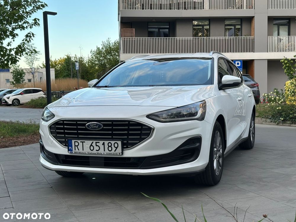 Ford Focus 1.0 EcoBoost Titanium Style - 1