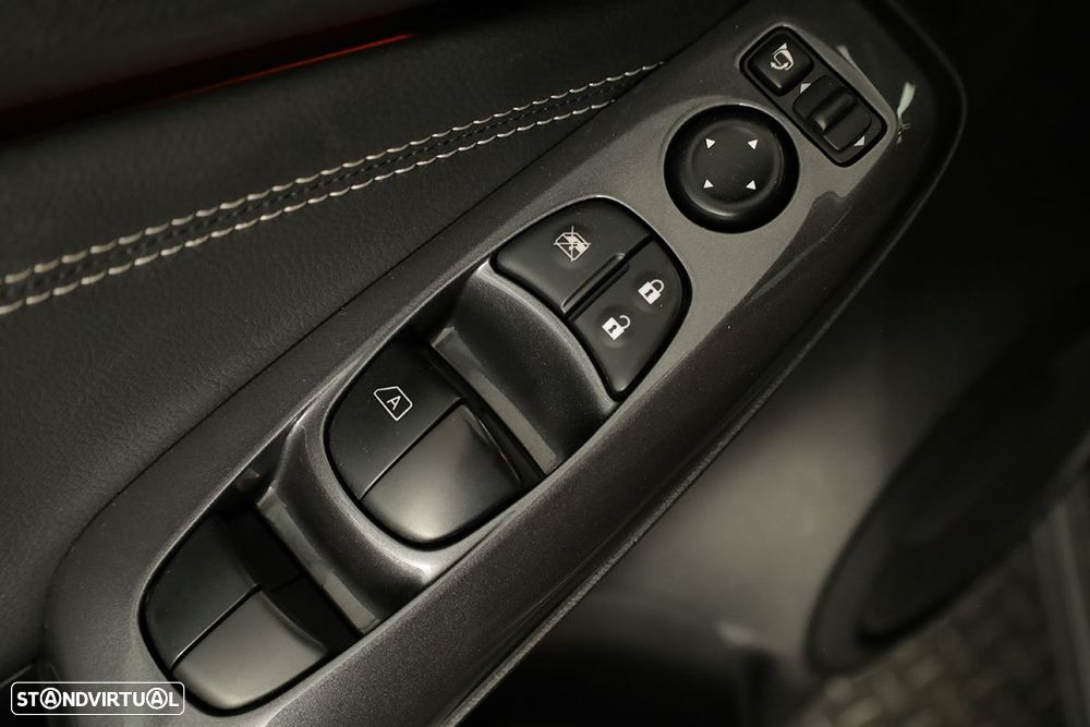 Nissan Juke 1.0 DIG-T Tekna - 20